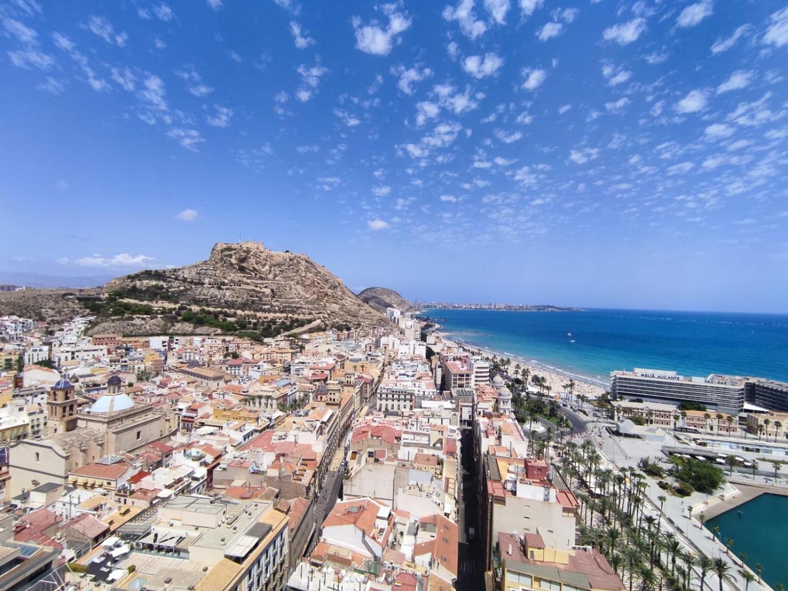 Alicante Beach And Center Esterno foto